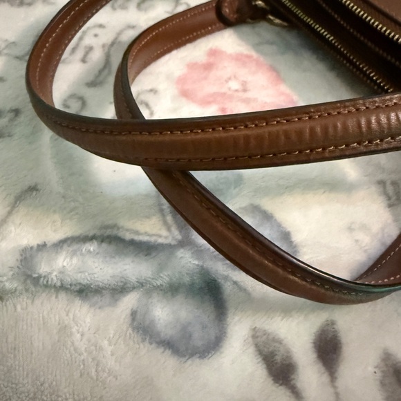 Coach Mini Brooke Carryall in signature canvas Style No. F26139 with straps EUC - Picture 5 of 16